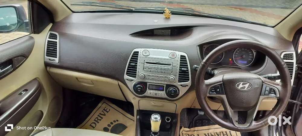 Hyundai I20 Sportz 2011