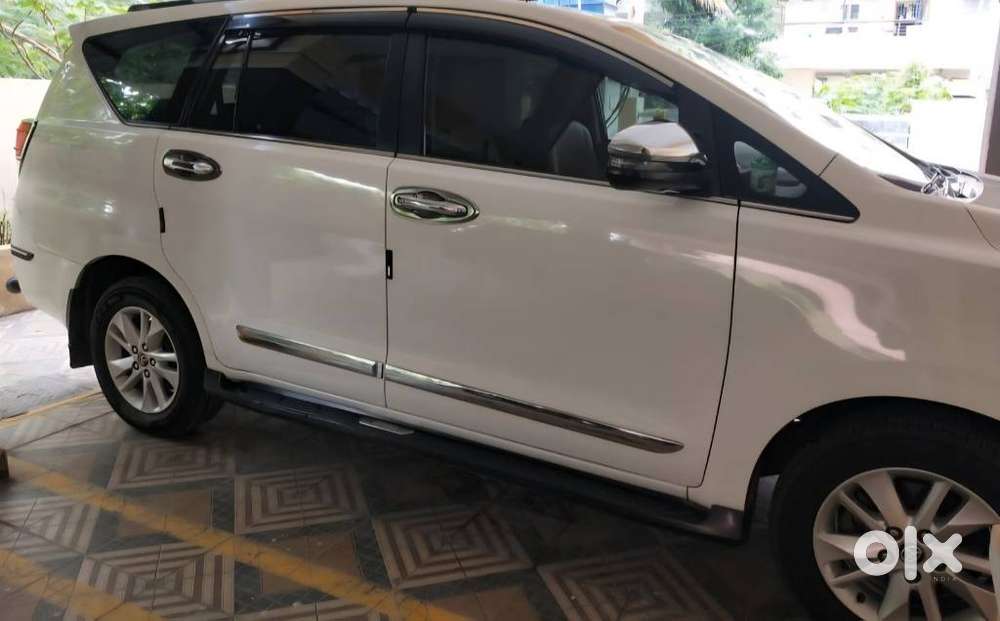 Toyota Innova Crysta 2.4 V 8 Str, 2019, Diesel