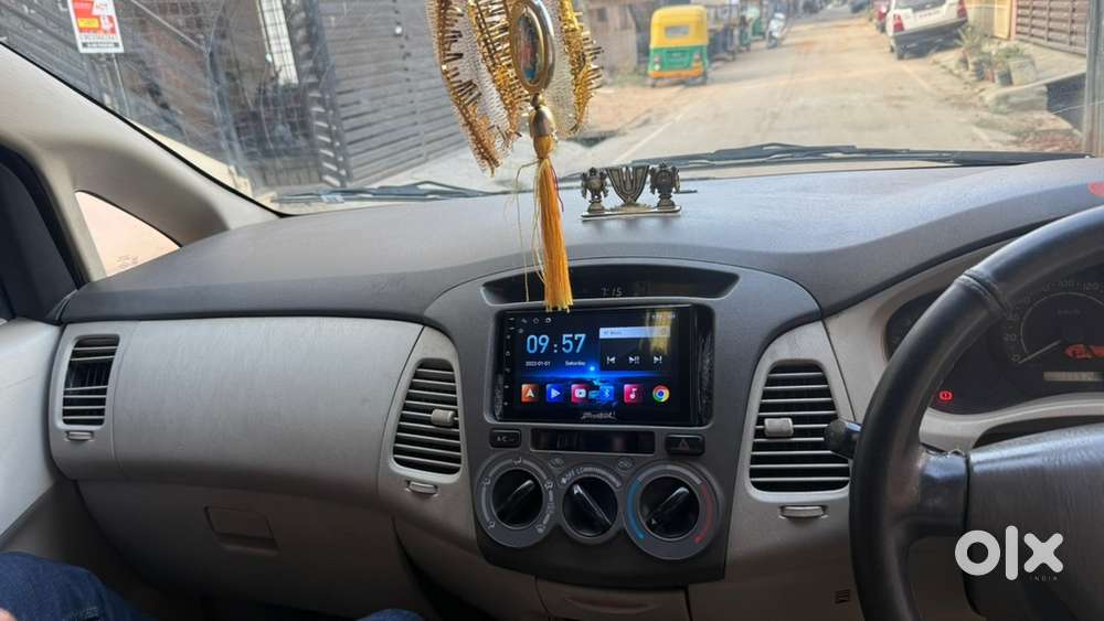 Innova 2011 Second Owner Diesel