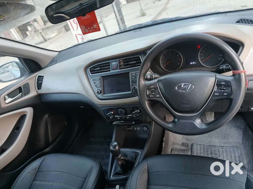 Hyundai I20 Sportz Petrol 2020