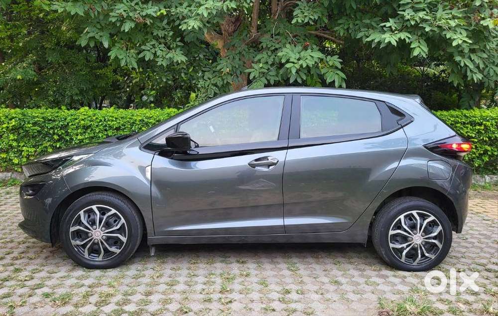 Tata Altroz 1.2 Xm Plus, 2022, Petrol