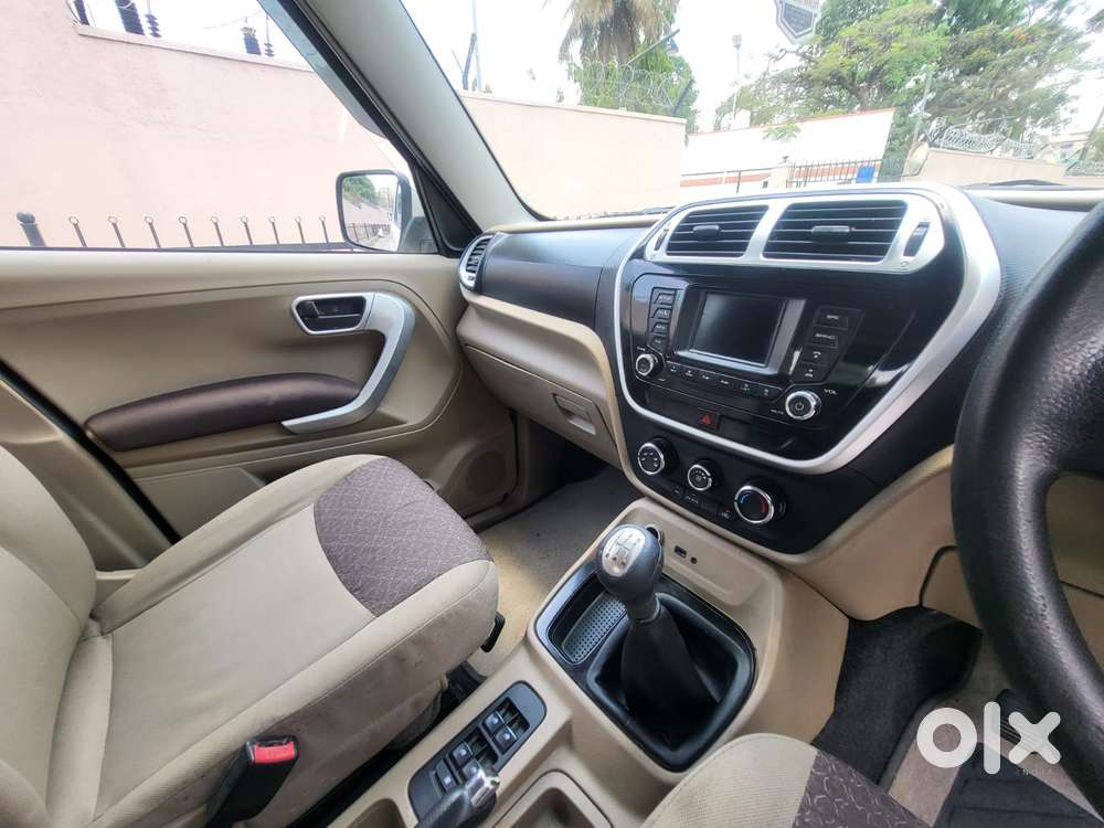 Mahindra Tuv 300 Mhawk100 T8, 2016, Diesel