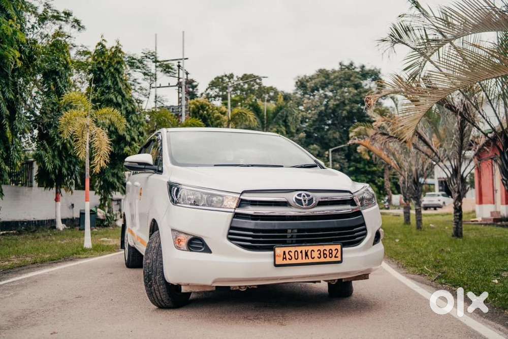 Toyota Innova Crysta Commercial 2018 Diesel Well Maintained