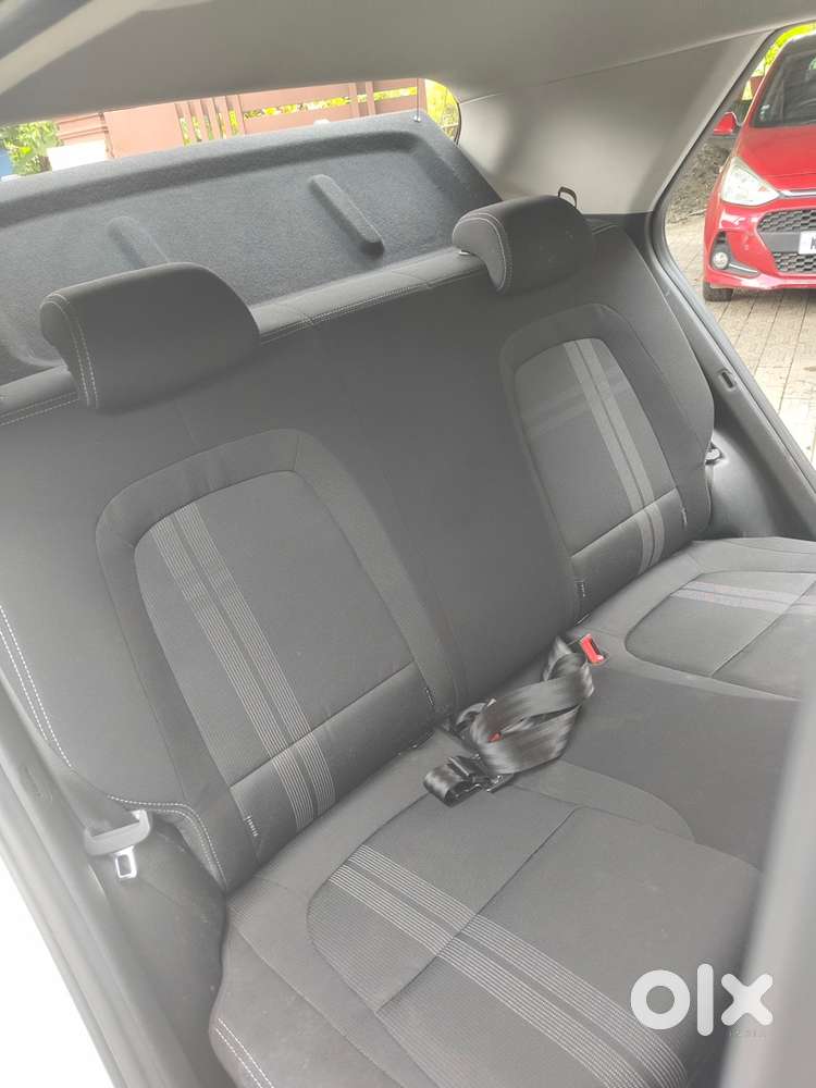 Hyundai Venue Petrol 2022