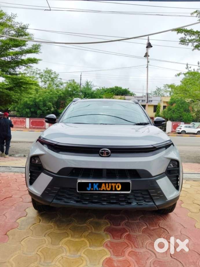 Tata Nexon Fearless Plus (ps) 1.2 Icng 6mt Red Dark Edition, 2025, P..