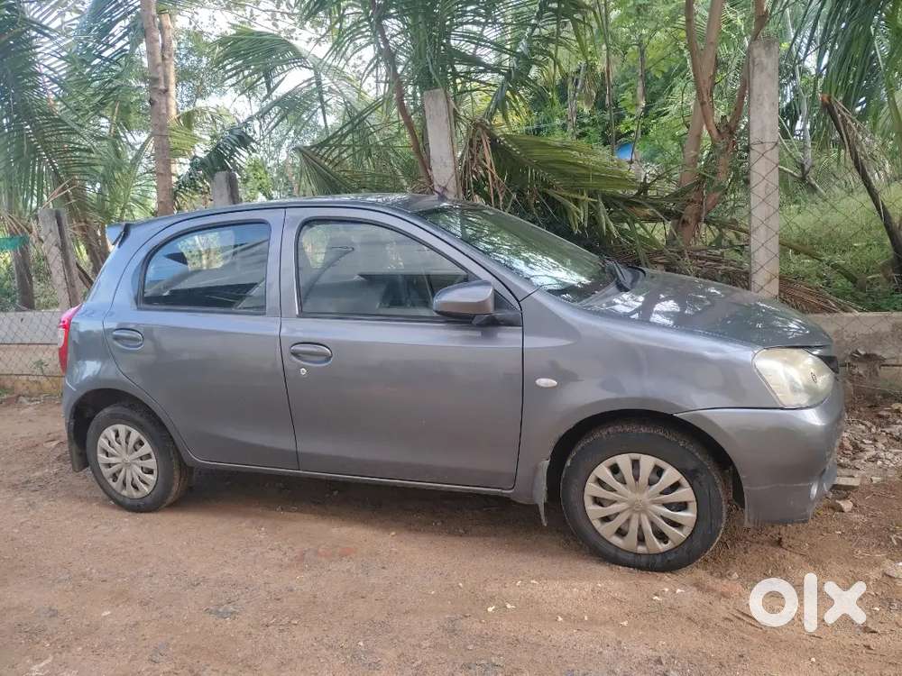 Toyota Etios Liva 2015