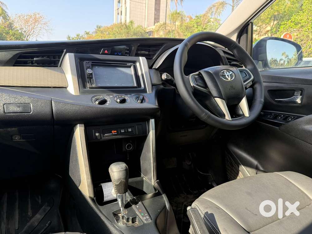 Toyota Innova Crysta Gx At 2016