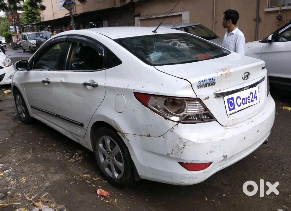 Hyundai Verna Crdi 2012