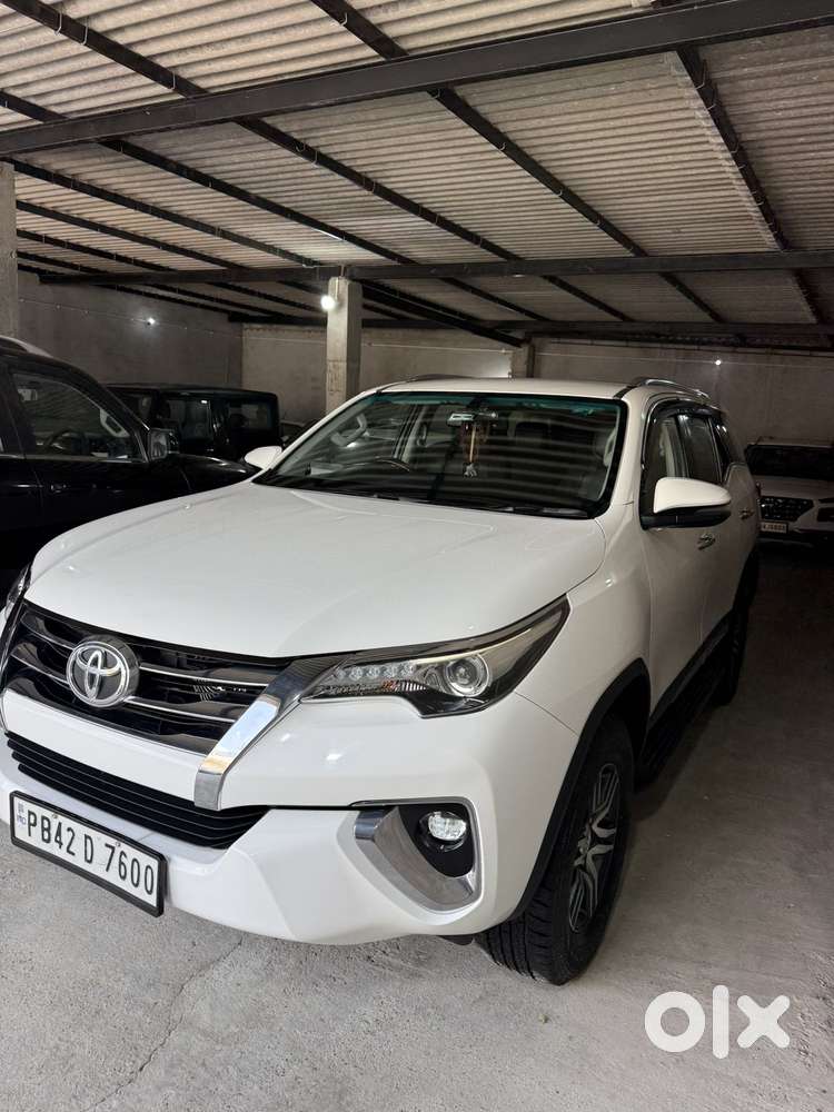 Toyota Fortuner 4x2 At 2.8 Diesel, 2019, Diesel