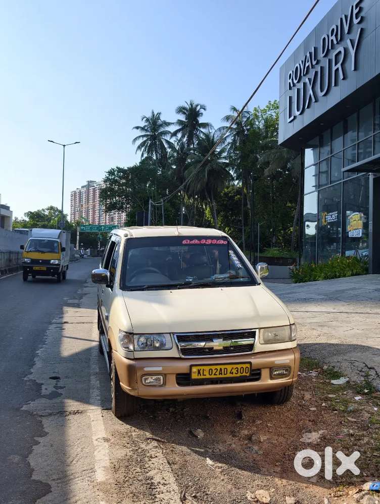 Chevrolet Tavera 2010 Diesel 175000 Km Driven