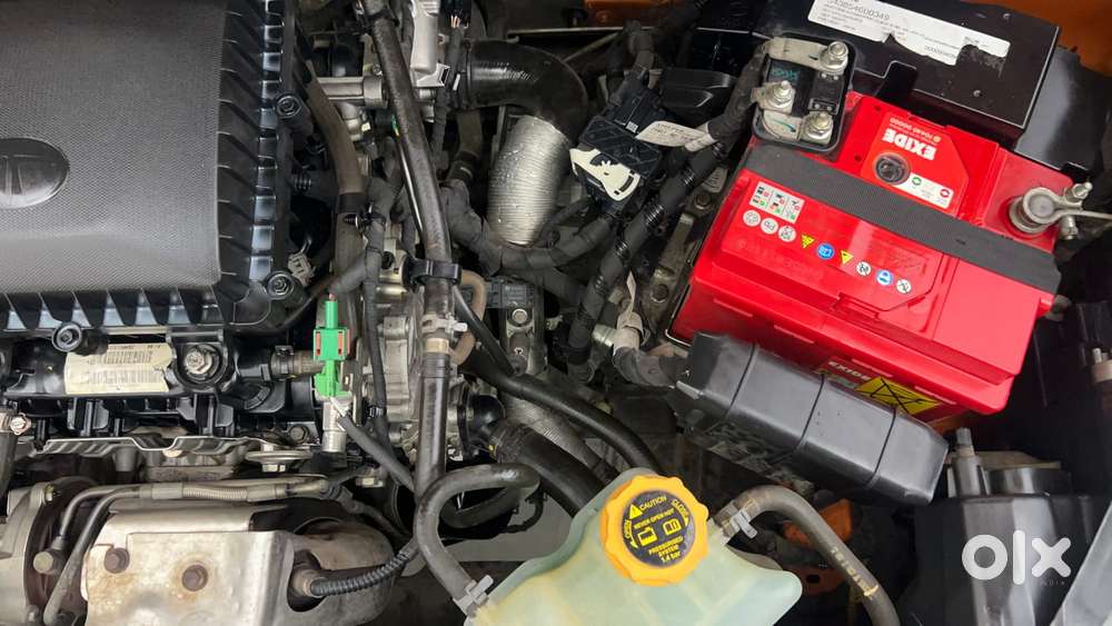 Tata Nexon 1.2 Revotron Xza Plus (l), 2019, Petrol