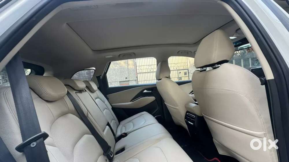 Mg Hector Sharp Pro 1.5 Turbo Cvt, 2023, Petrol