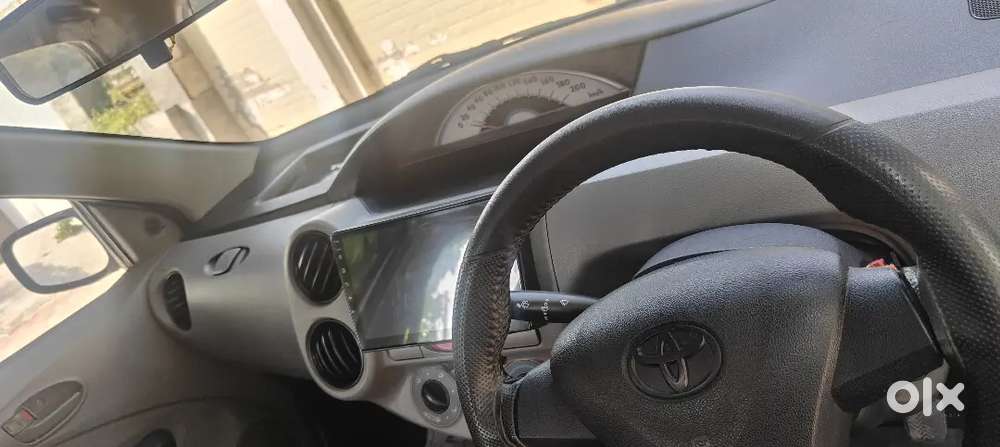 Toyota Etios Liva 2011