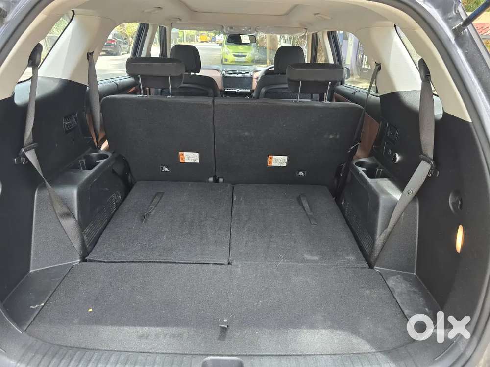 Hyundai Alcazar 7 seater diesel engine and manual transmission