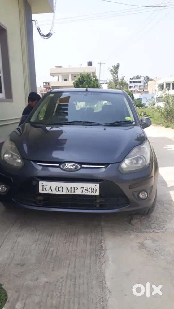 Ford Figo 2011 153000 Km Driven
