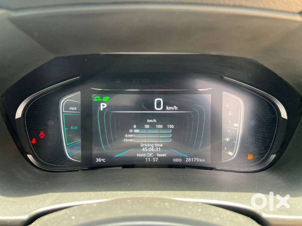 Toyota Urban Cruiser Hyryder 1.5 V Hybrid, 2023, Petrol