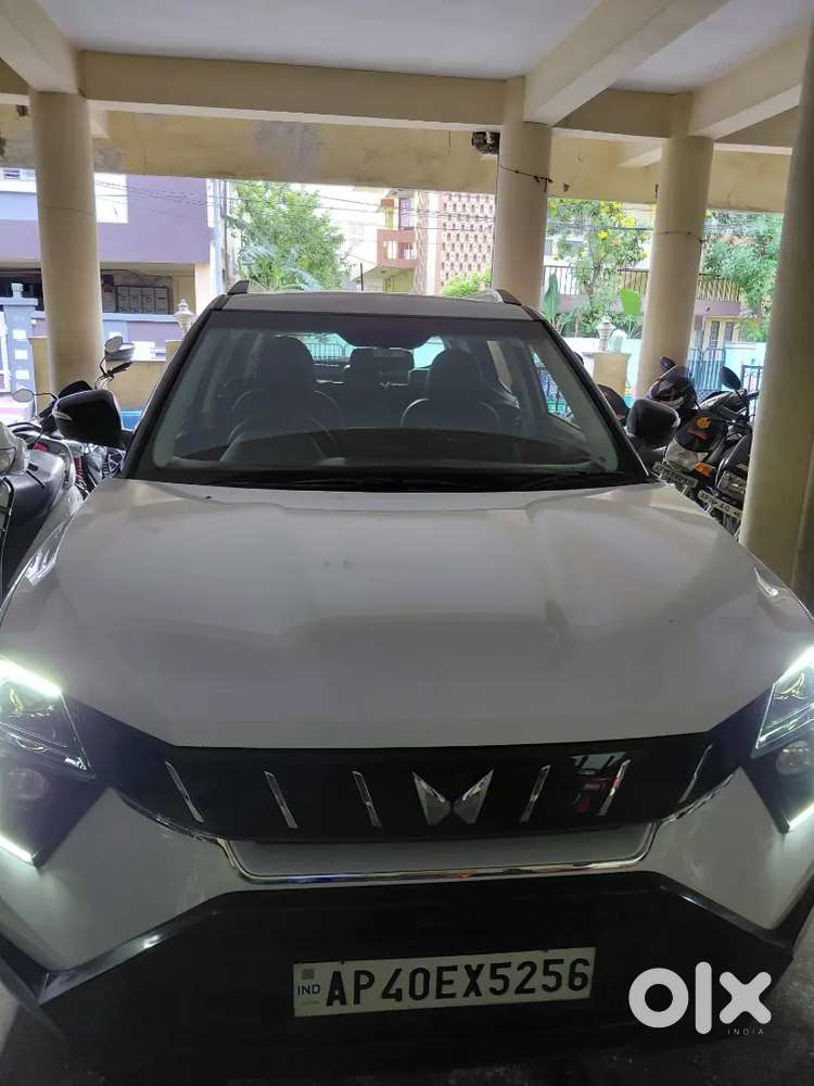Mahindra Xuv300 Ax5 Pm 2025