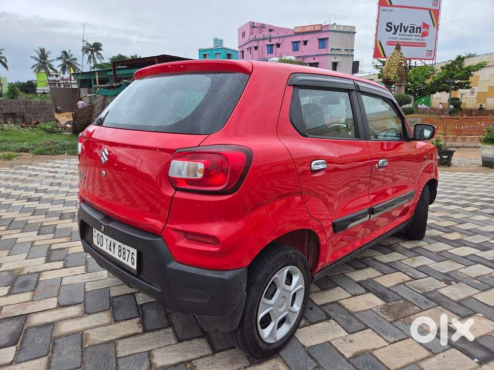 Maruti Suzuki S-presso Vxi Opt, 2023, Petrol
