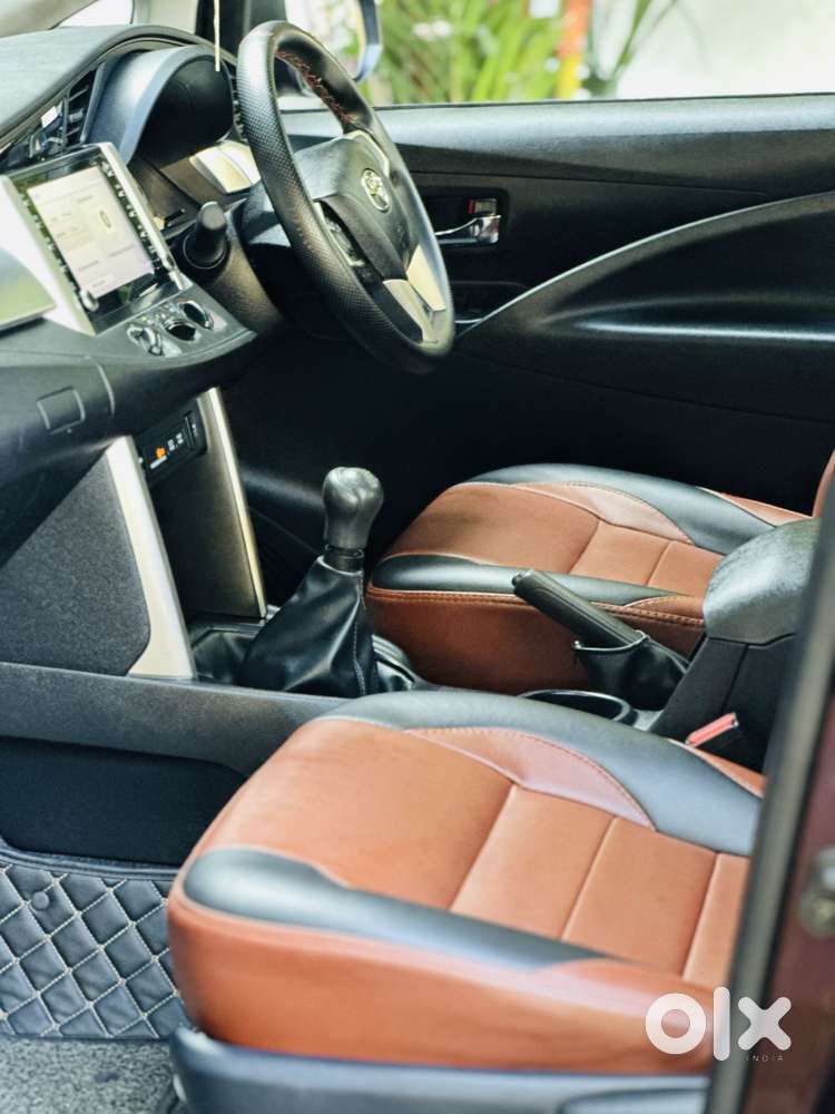 Toyota Innova Crysta 2.4 G Plus Mt 7 Str, 2021, Diesel