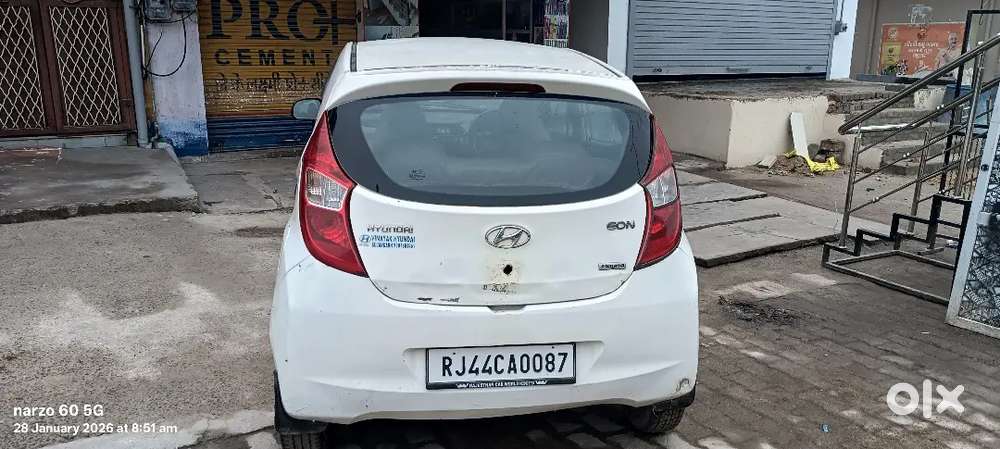 Hyundai Eon Magna 2013 Car