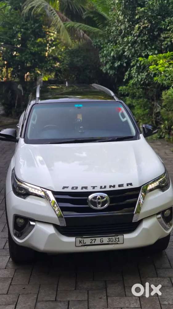 Toyota Fortuner Diesel At 2017 Km Driven