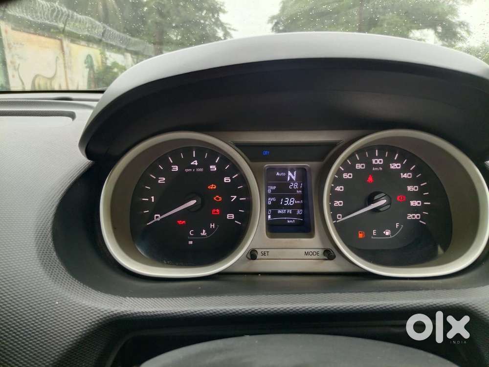 Tata Tiago 1.2 Revotron Xza, 2017, Petrol