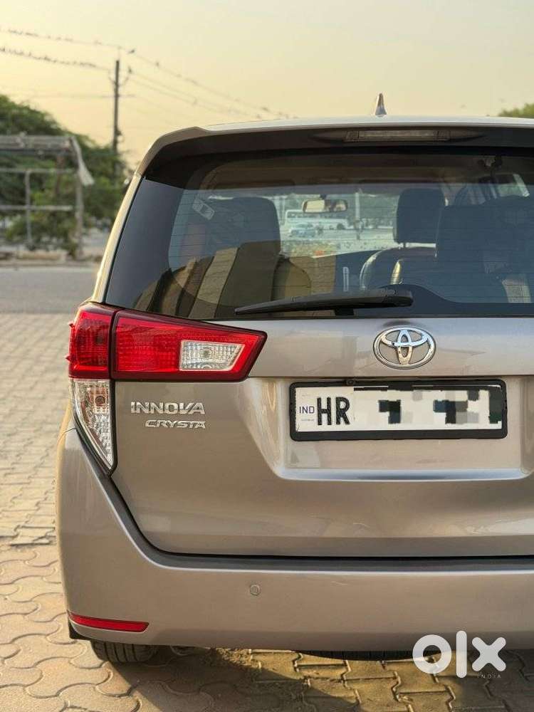 Toyota Innova Crysta 2.4 Gx Mt, 2019, Diesel