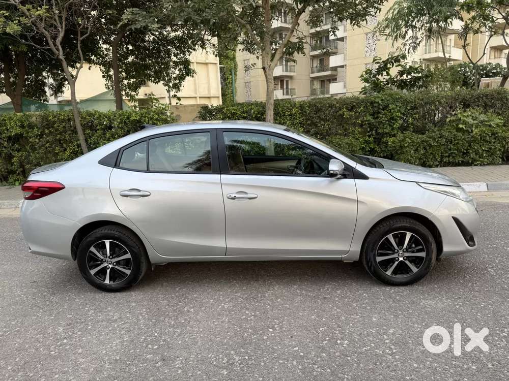 Toyota Yaris G Cvt, 2020, Petrol