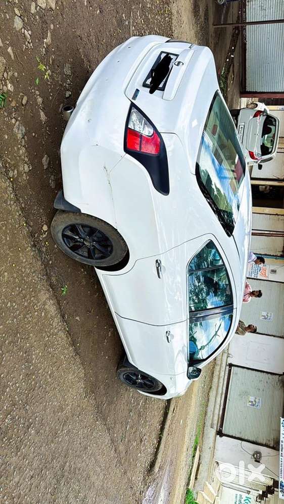 Nissan Sunny Xv D Diesel 2012
