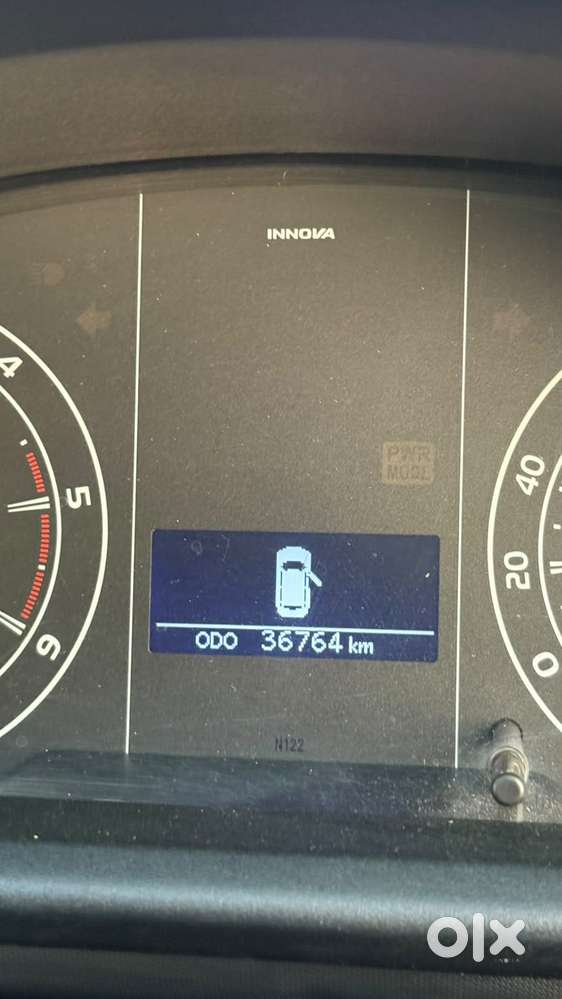 Toyota Innova Crysta 2.4 Gx Mt, 2023, Diesel