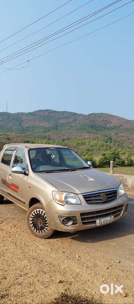 Manual, Power Windows, Power Staring, Good Milage