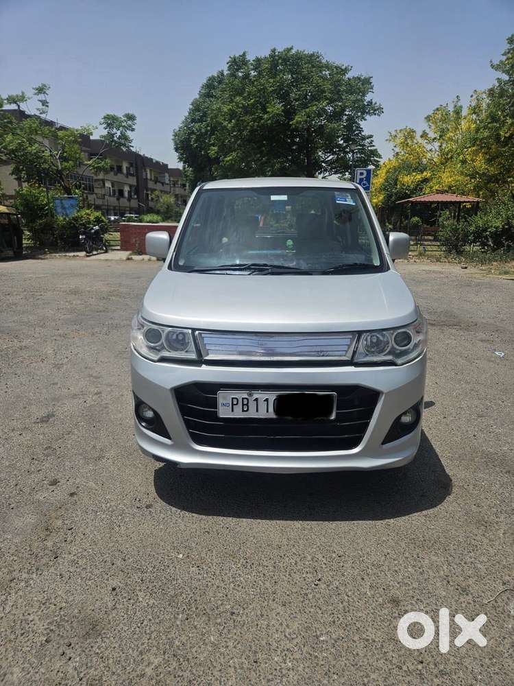 Maruti Suzuki Wagon R Stingray 1.0 Vxi Plus, 2018, Petrol