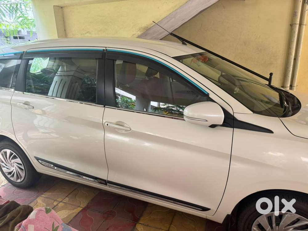 Maruti Suzuki Ertiga 2022 Vxi Cng Varient