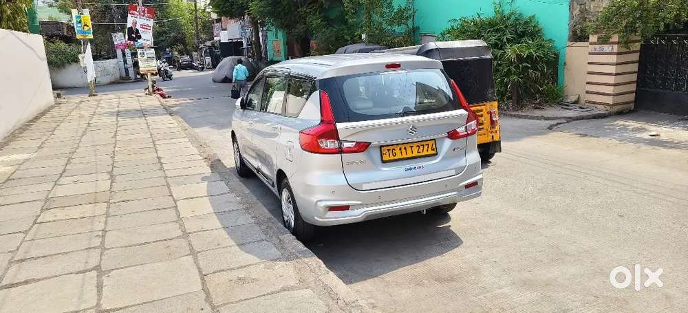 Maruti Suzuki Ertiga Vxi 2025