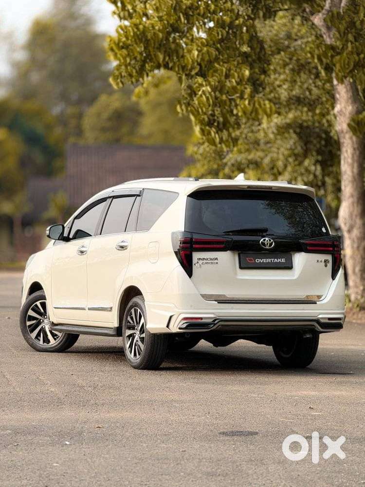Toyota Innova Crysta Zx 2.4 Diesel 7 Seater, 2022, Diesel
