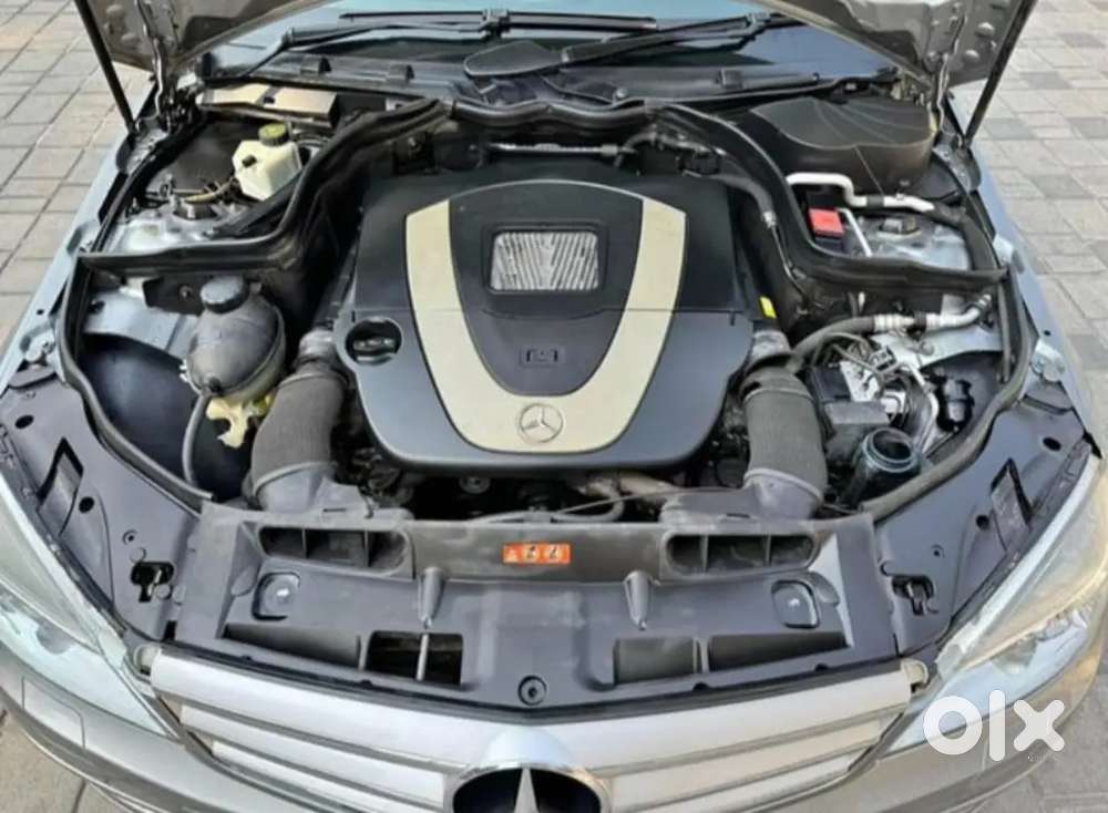 Mercedes-benz C-class 2010 Petrol 79000 Km Driven
