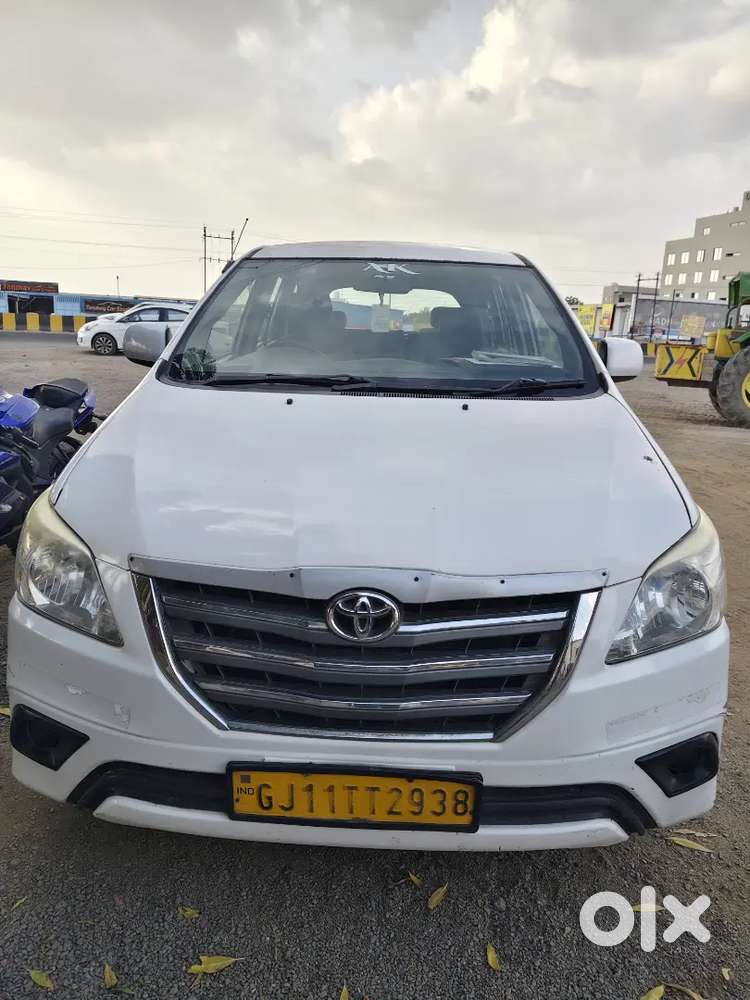 Toyota Innova 2.5 G 2015
