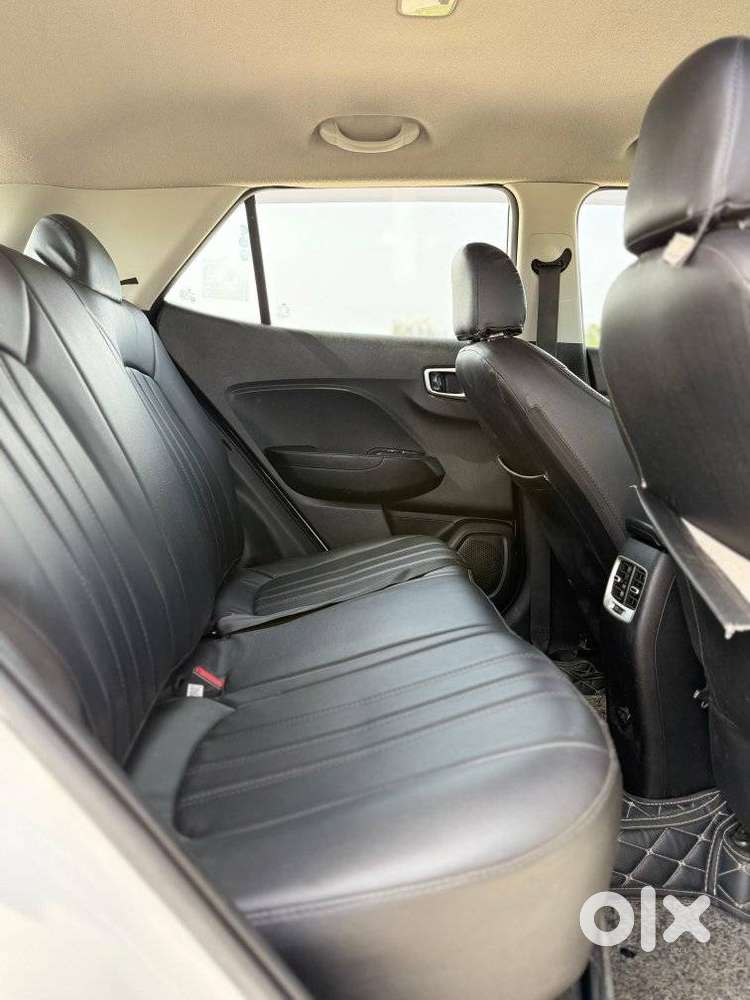 Hyundai Venue 1.2 S Plus, 2020, Cng & Hybrids
