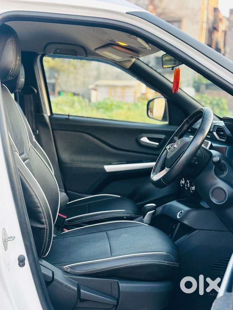 Nissan Magnite 1.0 Xv Turbo Cvt, 2022, Petrol