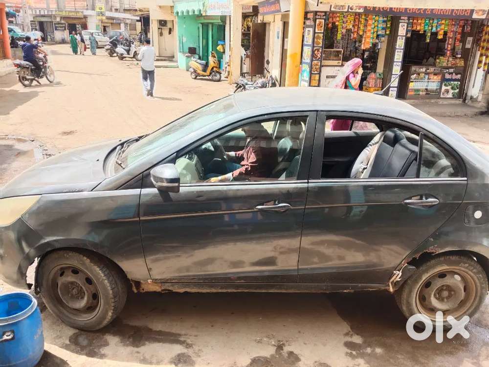 Tata Zest 1.2t Revotron 2017