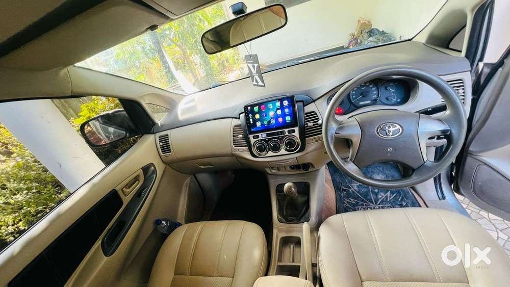 Toyota Innova Diesel 2012
