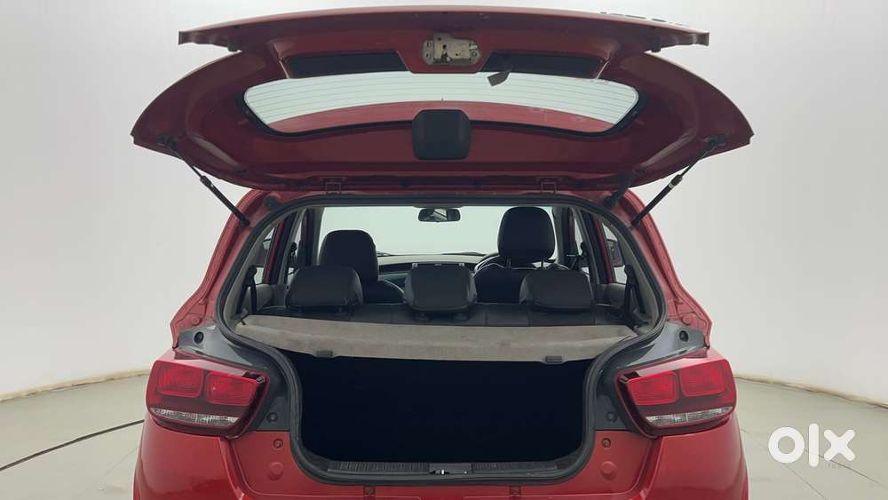 Mahindra Kuv 100 Mfalcon G80 K8 5str, 2016, Petrol