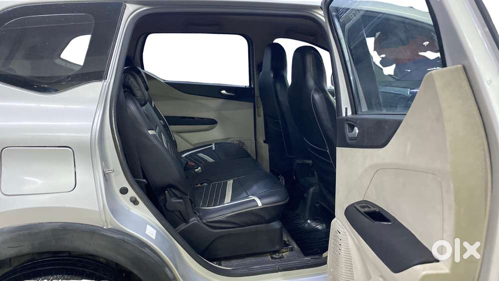 Renault Triber Rxz Easy-r Amt, 2020, Petrol
