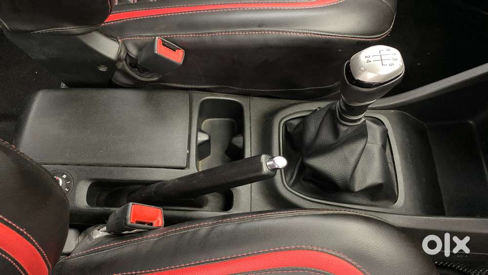 Renault Triber Rxz, 2019, Petrol