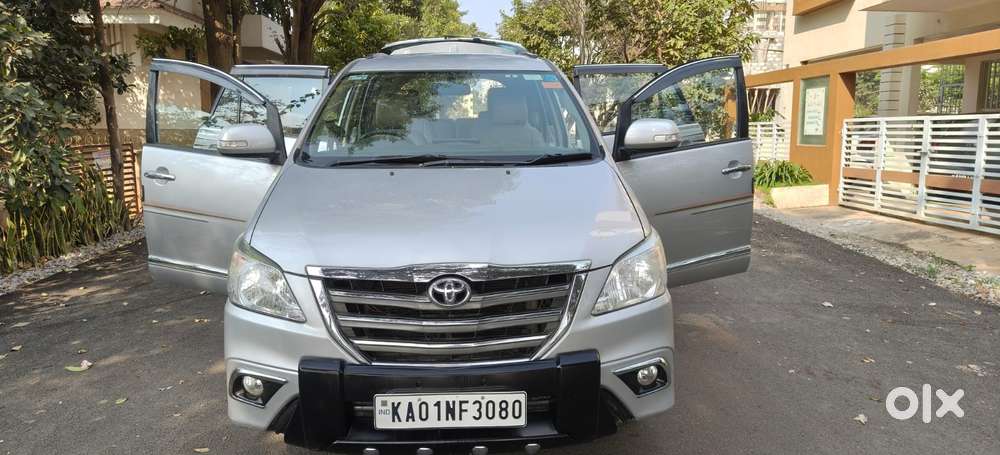 Toyota Innova 2.5 Zx 7 Str Bs-iv, 2014, Diesel