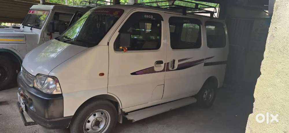 Maruti Suzuki Eeco 2017 Petrol 72000 Km Driven