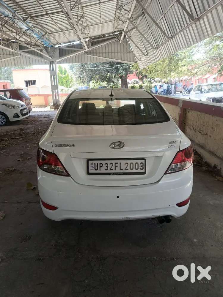 Hyundai Fluidic Verna 2014
