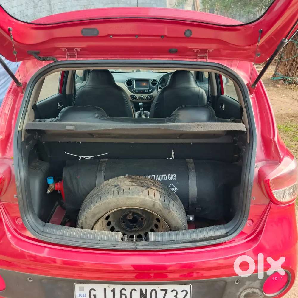 Grand I10 Sportz Second Owner Geniune Kms Used