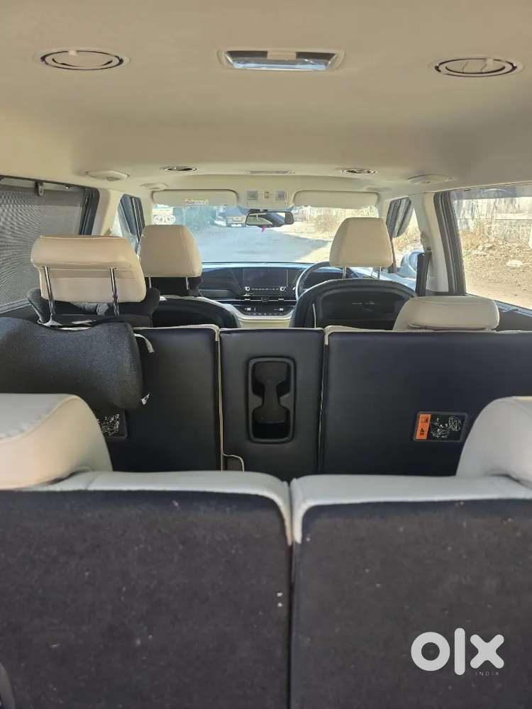 Kia Carens 2023 Diesel Well Maintained