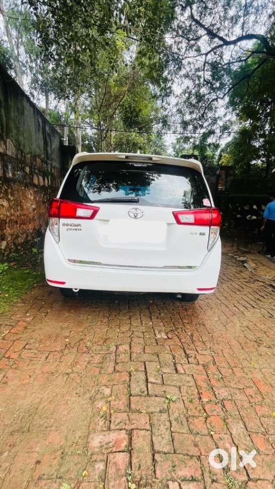 Toyota Innova Crysta 2.4 G Mt, 2018, Diesel